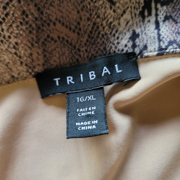 🚨REDUCED!! Tribal Shacket - Picture 2 of 3